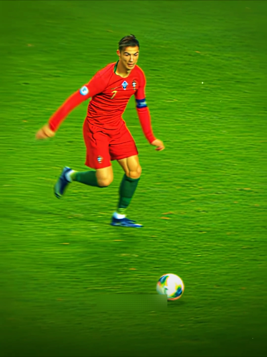 Ronaldo King 👑 #ronaldo #cr7fans #cristianoronaldo #cristiano #footballedit 