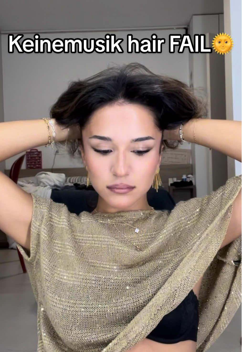 I don’t believe in hair rollers anymore #ArabTikTok #hairroller #heatlesscurls #hairfail #keinemusikcrue 