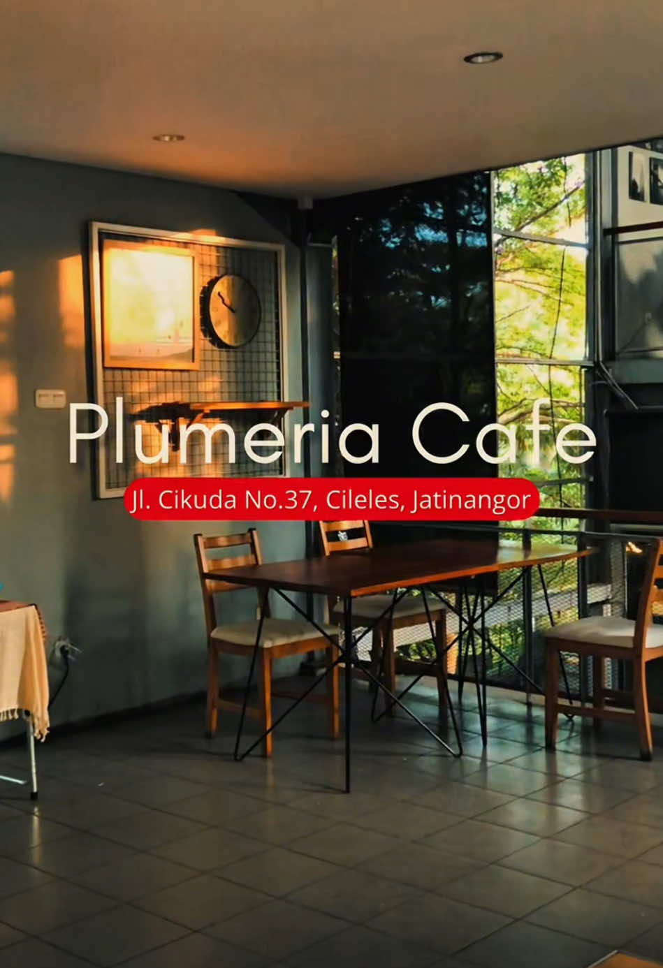 ☕✨ Lagi cari tempat adem di Sumedang, Jatinangor? Cafe ini cocok banget buat nugas atau sekadar nyari suasana tenang. Kalau butuh tempat nyaman lainnya buat staycation atau istirahat sejenak, cobain RedDoorz Plus near IPDN. Lokasinya deket banget sama Plumeria Cafe, jadi strategis banget! Biar lebih hemat, pesen langsung di aplikasi RedDoorz pake kode promo “YUKNGINEP” ✨ #RedTRavelers #BukaSemuaPintu #RedDoorz 