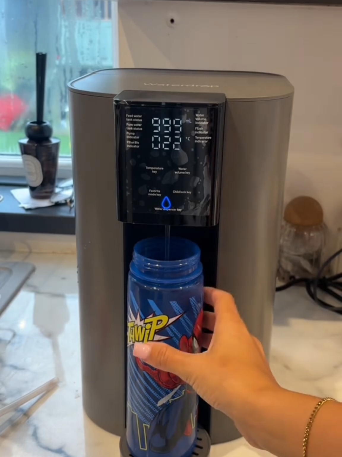Chaos, coffee, and a little me-time ☕💧 After six busy weeks with two little ones, @hanmurtagh is finally finding her groove again — and it feels amazing! ✨ The Waterdrop C1H RO System makes mornings effortless, with coffee, hot tea, and clean, great-tasting water at the touch of a button. No more kettles, no more hassle — just pure filtered water for every drink, every day. 💙 #Waterdrop #C1H #MorningRoutine #Hydration #MomLife