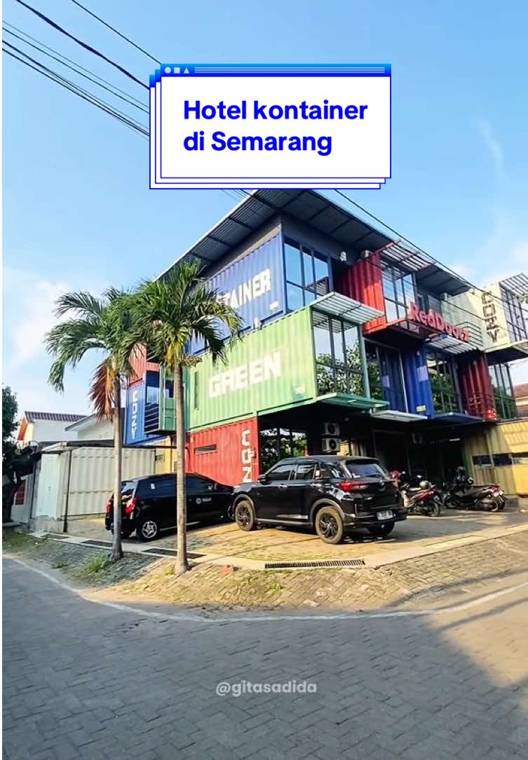 Hotel kontainer yang di Semarang ini, oke banget lho!! Buat yang kepo dalamnya gimana, bisa cek video aku ya!😉 #reddoorz #redtravelers #bukasemuapintu #hotelsemarangmurah #hotelsemarang 