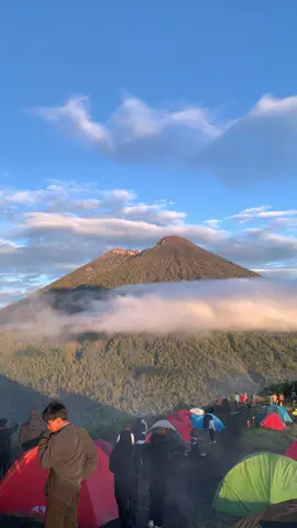 Rinjani secantik ini dari bukit gedong🤩🤩 #lombok #bukitgedong2200mdpl #rinjani 