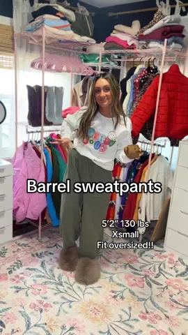 Buy one pair and you’ll become addicted and want more colors!! 🤣🫶🏼 #pants #barrelpants #sweatpants #fallfashion #womensfashion @TanmingFashion 