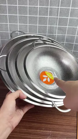 Bộ rổ inox 4 cái tặng kéo khi mua rổ #duongthuyvan2025 #giadungtienich #delio #roinox #roinox304  @Dương Thuỳ Vân 