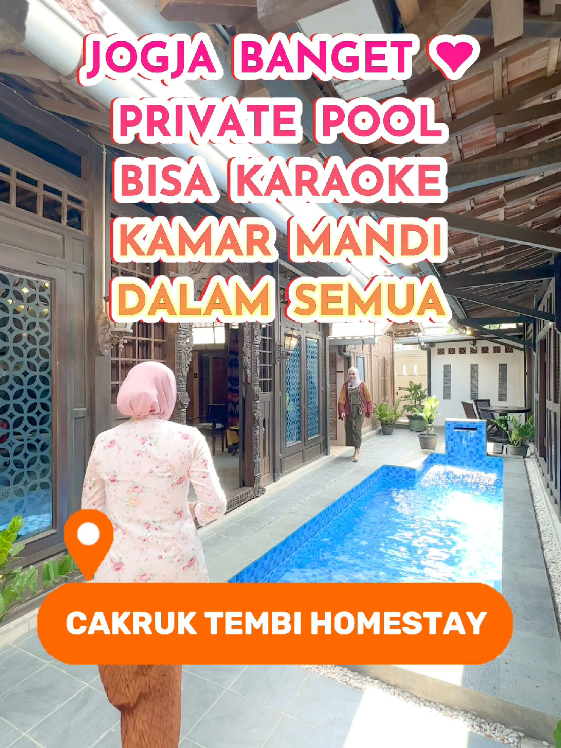 Mau lamaran, arisan trah, reuni, atau sekadar staycation? Cakruk Tembi Homestay bisa jadi tempat kumpul paling asik 😍 Ada joglo klasik, kolam renang jernih, dan bisa karaoke.  👉 Share ke group keluarga atau komunitasmu buat cobain nginep di sini ya #fyp #homestayjogja #vilajogja #wisatajogja #malioboro 