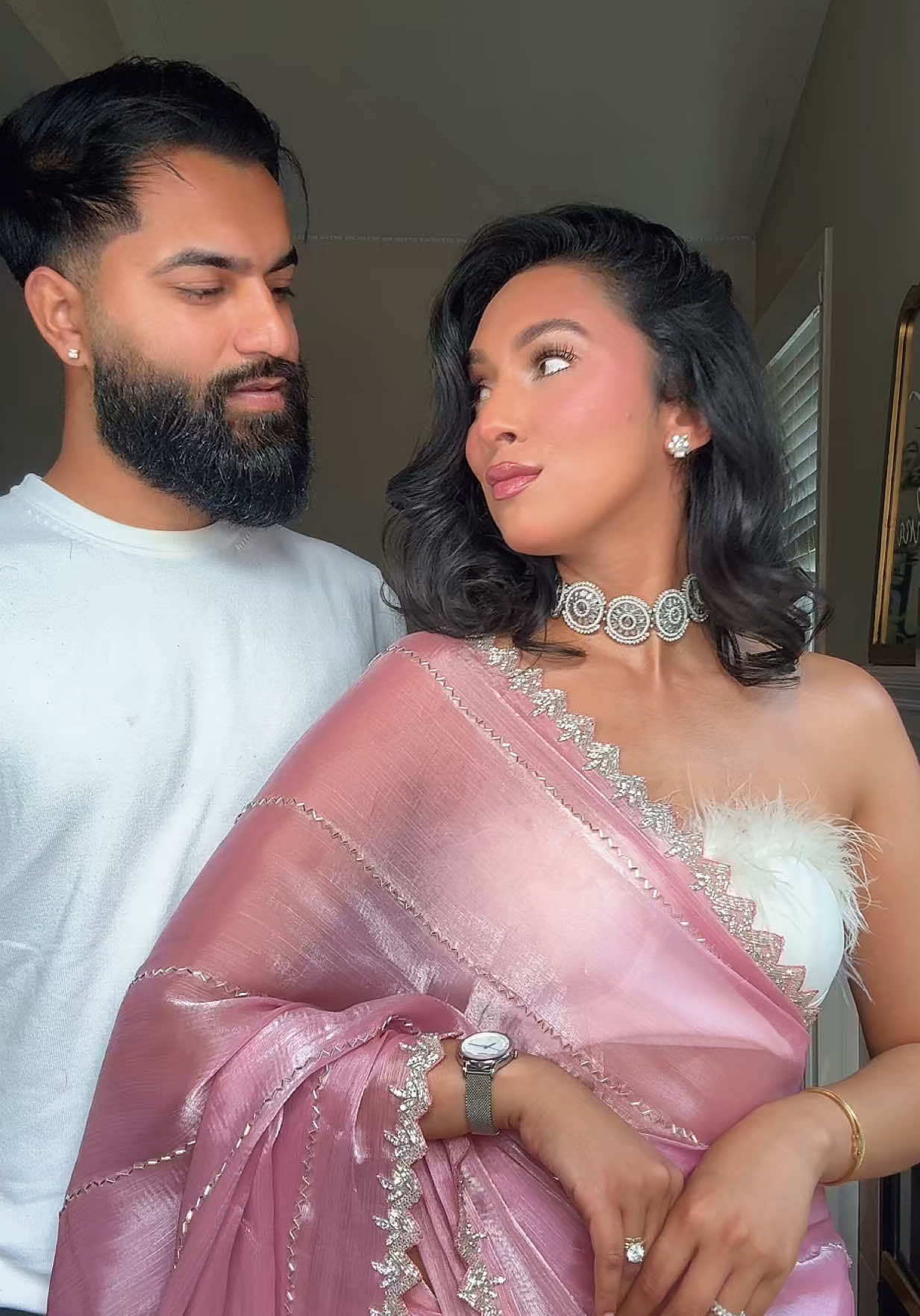 Songi songi with this fit was a must!! ✨🙈 #trend #couple #dance 