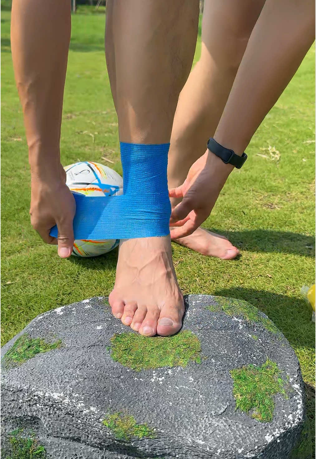 Pre-exercise protection can't be beat! Improve athletic performance and reduce the risk of injury#sports #football #sportsprotection #sportstiktok #sporttraining 
