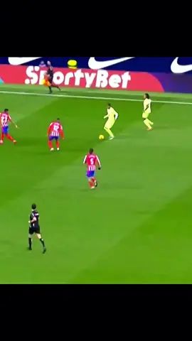 Lamine Yamal - Dribbling Skills 😍🔥 #lamineyamal #yamal #dribblingskills #fcbarcelona🔵🔴 #footballedit 