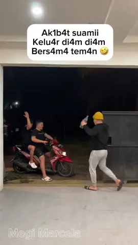 Masih bgus di kasih bantal sama selimut 🤣🤣🤣