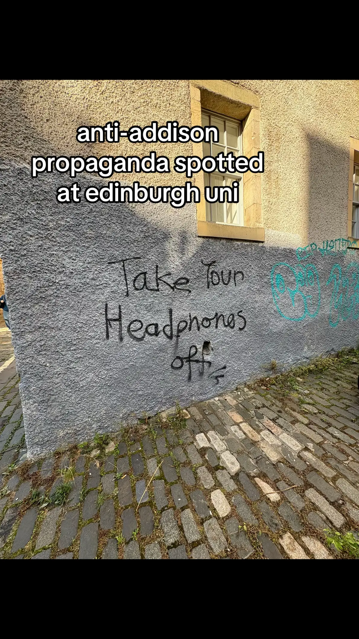 #fyp #addisonrae #headphoneson #edinburgh #edinburghuniversity 