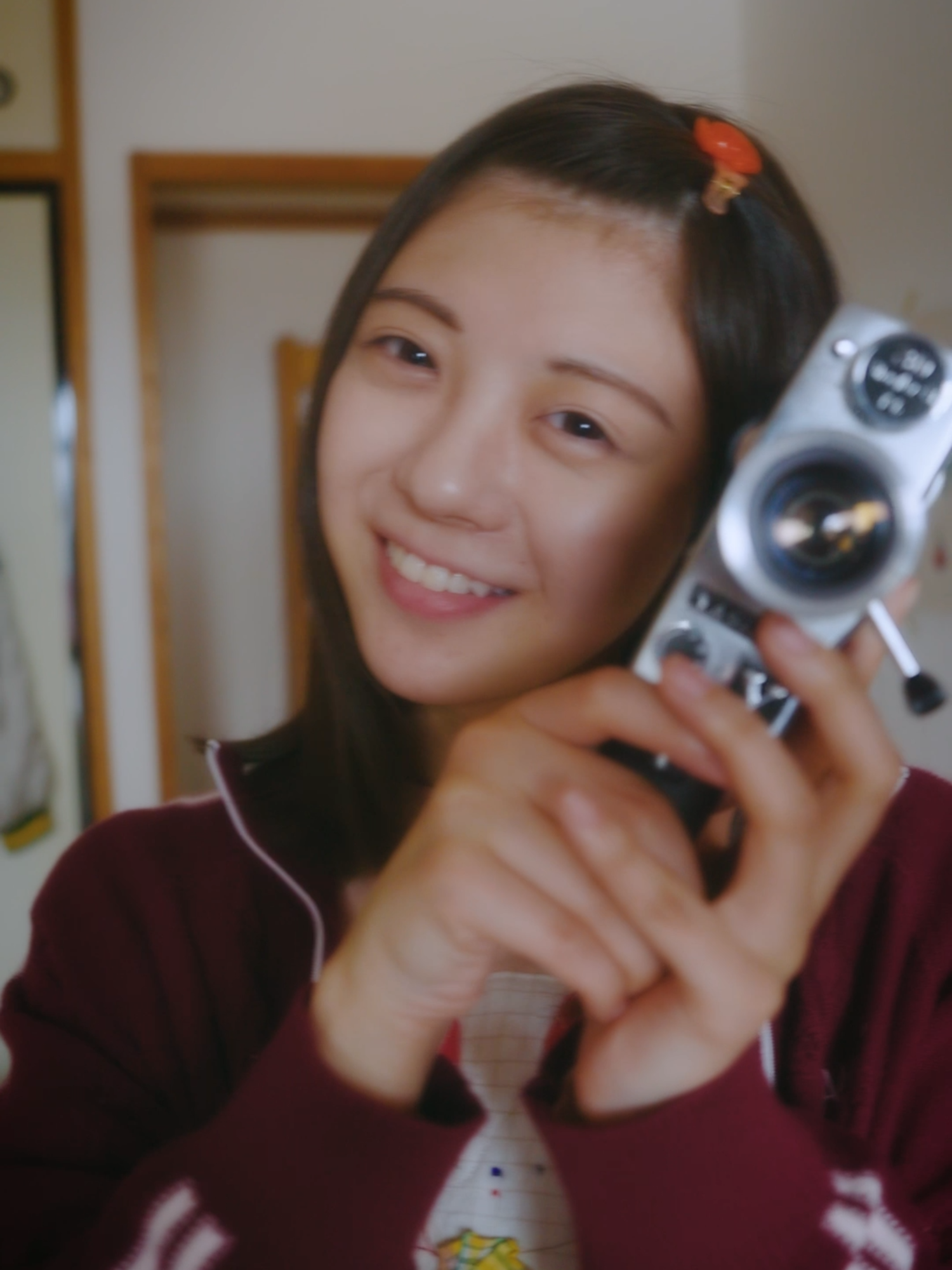 \冨⾥さんこっち⾒て〜！/ カメラ⽬線のサービスショットを みなさんにもお届け📷✨ ‧‧‧ 10⽉4⽇深夜スタート 放送までお楽しみに✨ TVerお気に⼊り登録をお願いします🩵 詳しくはHPを✅ 『ふたりエスケープ』 #ふたりエスケープ #岩本蓮加 #冨里奈央