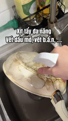 Mỗi lần dọn dẹp nhà cửa bếp núc có chai xịt tẩy đa năng này đúng tiện luôn á, cọ xoong nồi, lau bếp,… đều đc luôn á #xitdanang#drnatro#dogiadung#quynhmedau #xuhuong 