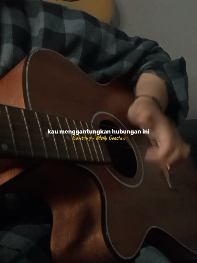 ngegantung mulu #4u #CoverLagu #SipaApril #masukberanda #fyp 