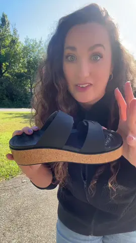 Trust me, your feet won’t hurt in these! @Crocs #crocs #sandles #comfortableshoes #wedgesandals 