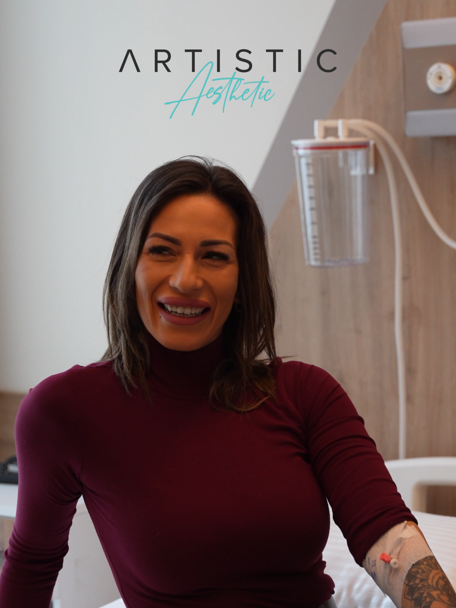Glückliche Patientin nach ihrer Brust-OP ✨ Unsere Patientin teilt ihre Erfahrung von der Beratung bis zum Ergebnis. 💖 Wir sind stolz, sie begleitet zu haben. #brustvergrößerung #brustop #ästhetischemedizin #artisticaesthetic