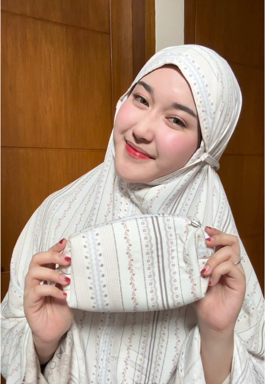 Belanja mukena Ayzara bareng Kak @Syifa di 25 september 🎁 Dapetin gift spesial cuma hari itu aja! #mukenaayzara #fyp #payday #sale #cutsyifa 