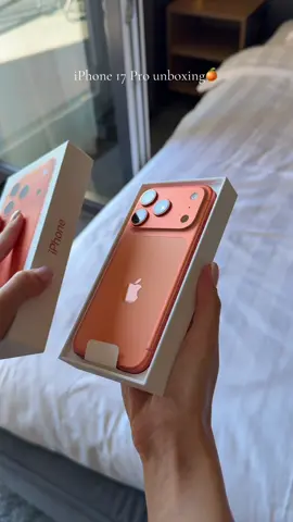 Unboxing my new orange iPhone 17 Pro with me🧡 @Файне  #iphone17 #iPhone17Pro #unpacking 