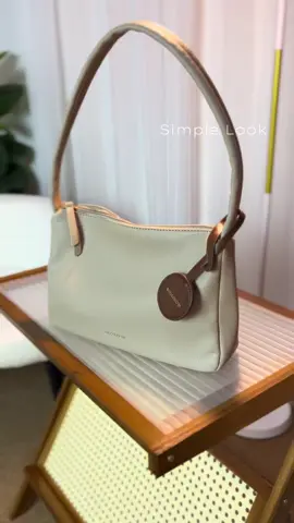 Simple look , koleksinya mossdoom emang bagus semua sih 