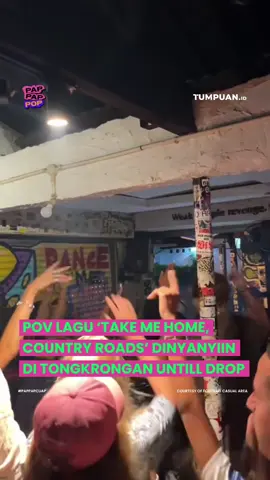 Langganan masuk set list nih lagu klo lu lagi ke Jogja!😙 #pappapcuap #jogja #konserjogja 