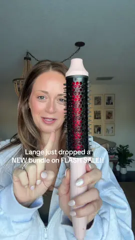 Iconic curls! #langehair #thermalbrush @langehair 
