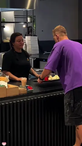 Social experiment ❤️ #kindness #humanity #wholesome #socialexperiment #respect #foryou 