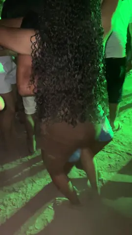 forró furando 😝🔥 #forronotiktok #vaquejadabrasil #festas #fy #fypシ゚ 