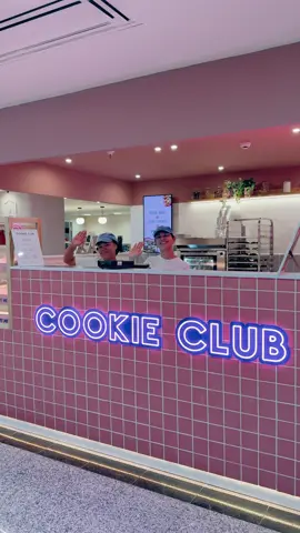 Se ainda não sabes, já estamos no El Corte Inglés Gaia! Passa cá e prova as melhores cookies da cidade 💖🍪 #cookieclub #cookiesoftiktok #elcorteingles #cookieclubgaia #cookieclubporto 