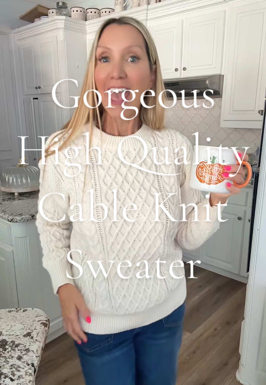 The quality of this sweater is AMAZING! It is SO nice! Don’t hesitate to grab one. #sweaterweather #sweater #sweaters #womenssweater #fallfashiontrends 