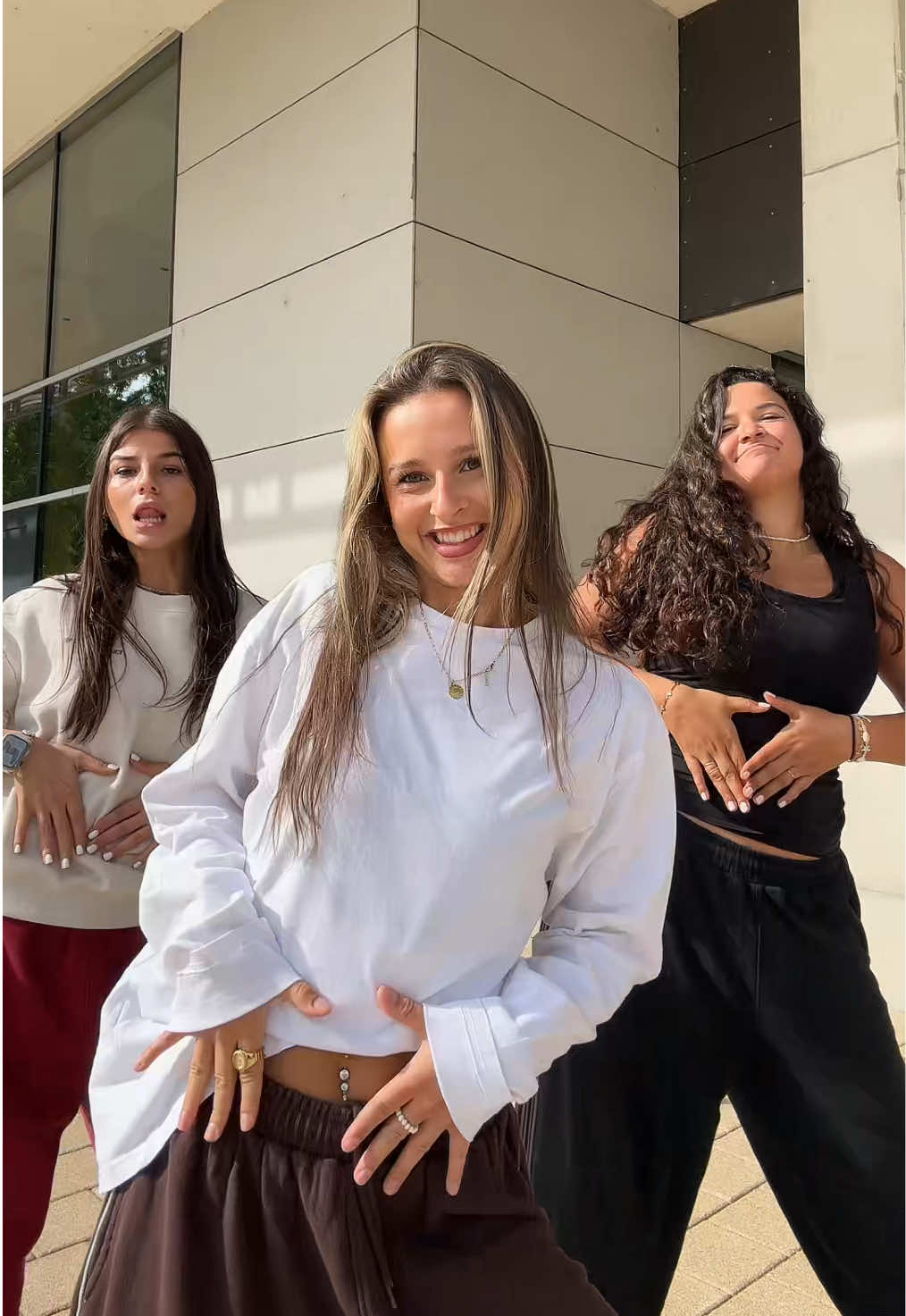 @Seren.RA @Marie.RA @Sinem.RA 🍯 #dc #dance #dancechallenge #dancetrend #tiktokdance 
