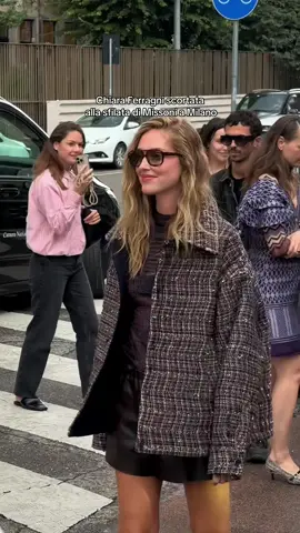 @Chiara Ferragni è una delle ospiti alla sfilata di Missoni a Milano durante la Fashion Week. #chiaraferragni #mfw #fashionweek #sfilata #milano 