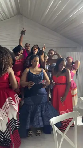 Happy Heritage day! Cred: Lindiwe  - #heritageday #sama28 #xhosaattire #zulu  #isintuourculture 