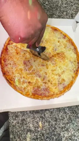 #pizzalust #hannovernüs #hannover #anderten #halalfood #lecker #pizzalover #bringdienst #delivery #pizzalusthannover #kirchrode #tiergarten #bemerode #misburg #hannovercity #hannoveraner #hannovergirl #hannover96 #foodhannover #hannoverfood #foodies #kleefeld #döhren #laatzen #hannoverlebt  #höver #ahlten #lehrte #sehnde 
