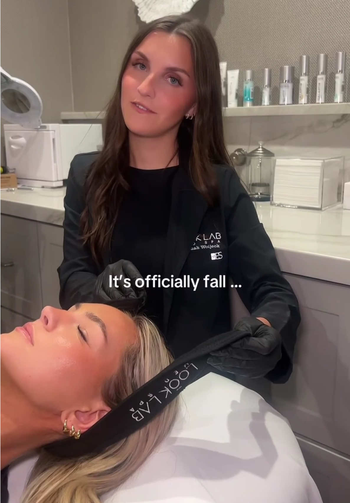 Fall season = peel season 🍂🤩 @Hannah | STL ESTHI  🗓️ Love your look—Book your appointment today at LookLab.com or call 833.999.5665 (LOOK) #MedSpa #ChemicalPeel #VIPeel #Facials #Fyp 