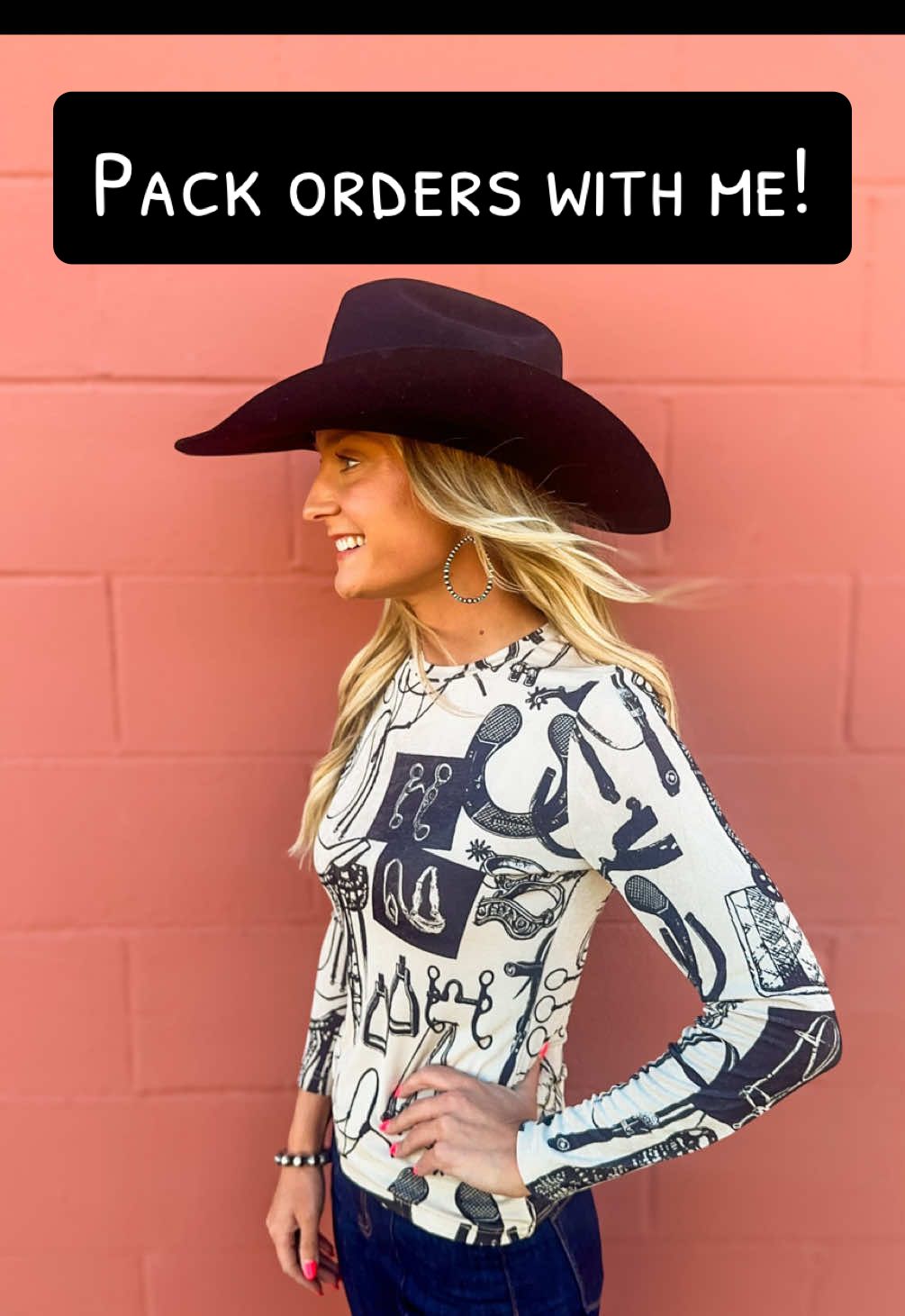 Pack orders with me for my WESTERN BOUTIQUE! ✨🤠📦💌 #OnlineBoutique #SmallBusiness #ShopSmall #WesternBoutique #WesternFashion 