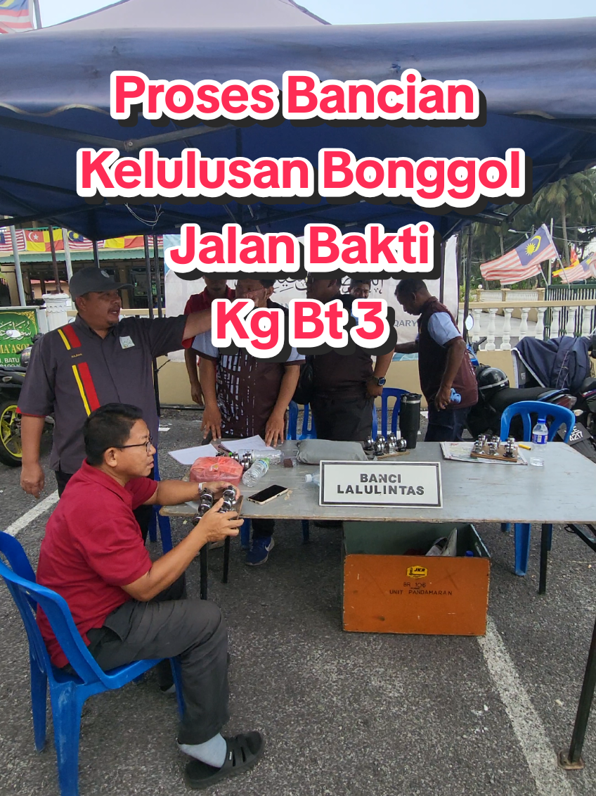 𝐏𝐄𝐑𝐌𝐎𝐇𝐎𝐍𝐀𝐍 𝐁𝐎𝐍𝐆𝐆𝐎𝐋 𝐉𝐀𝐋𝐀𝐍 𝐁𝐀𝐊𝐓𝐈 𝐊𝐆 𝐁𝐀𝐓𝐔 𝟑 Alhamdulillah, Pihak JKR Klang sedang membuat kerja-kerja bancian lalu lintas. Doakan ianya lulus🤲🏻 #UNSSayangSemua #SementaMakmur #BaktiDemiSelangor 