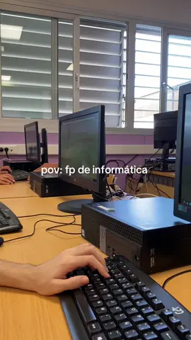 estudiando siempre 📚#fpdeinformatica 