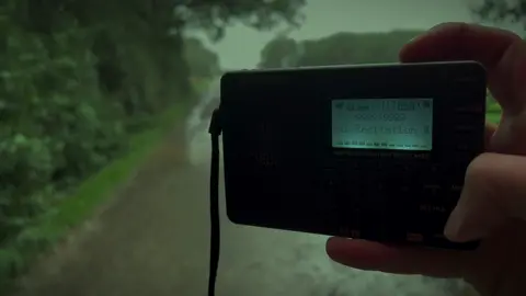 minshawi + rain = peace . . . Hasanat Qurān Radio 🔊📻 Get notified about the launch: ➡️ hasanatradio.com