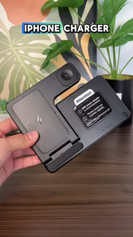 3 in 1 wireless charger for iPhone 17 #fentysuperbrandday #LanguageLearning #phoneholder #iphonecharger #wirelesscharger 