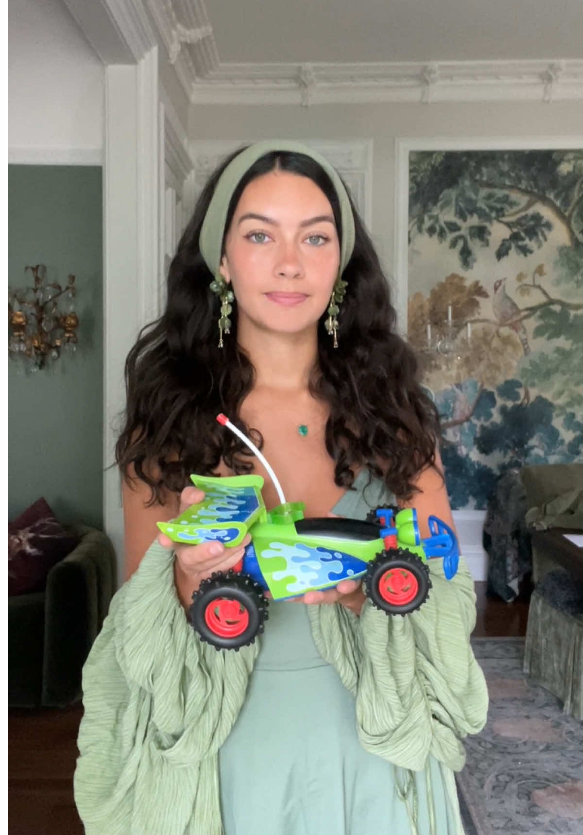 When in doubt 🧚🏼wear green🧚🏼