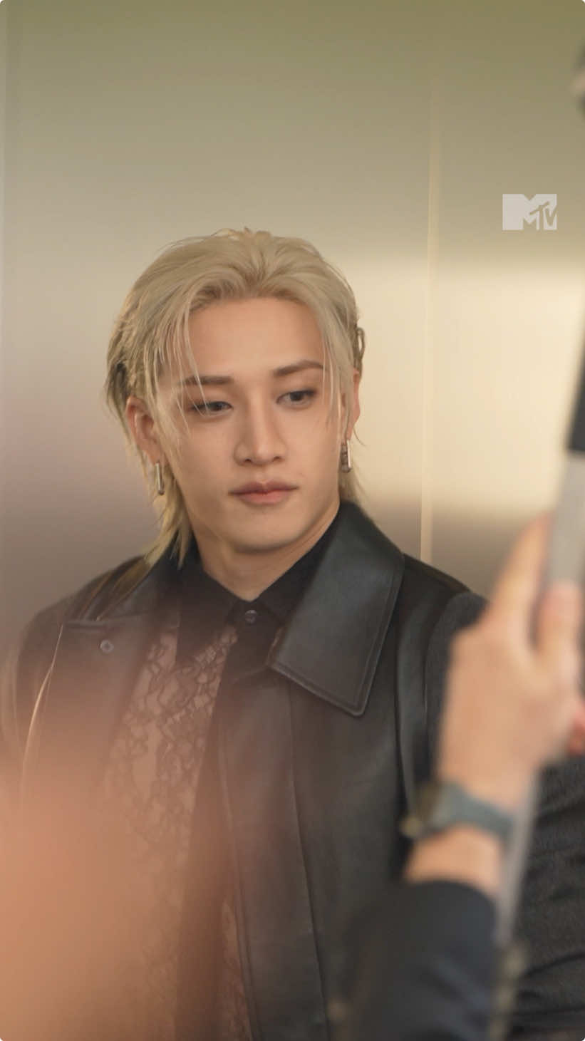 Ok, eu não estava preparada para o Bang Chan na Milão Fashion Week 🥵🥵🥵!  #MTVCelebs #BangChan #StrayKids #MilanFashionWeek #BANGCHANxFENDISS26 #BANGCHANxMFW25