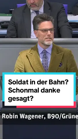 Hast du schonmal einen Soldaten oder eine Soldatin in der Bahn gesehen? Und hast du dann schonmal drüber nachgedacht, der Person “Danke” zu sagen? Nein? Warum eigentlich nicht? Wahrscheinlich weil viele Menschen in Soldatinnen und Soldaten einfach nur Krieg sehen oder militärische Gewalt. Aber Soldat*innen sind vor allem Menschen - unsere Nachbarn, Menschen mit Familien, Menschen mit Fehlern, Menschen mit Traumata. Menschen, die einen Eid geleistet haben, unsere Freiheit und Demokratie zu verteidigen. Und das verdient Respekt, Anerkennung und Dankbarkeit.