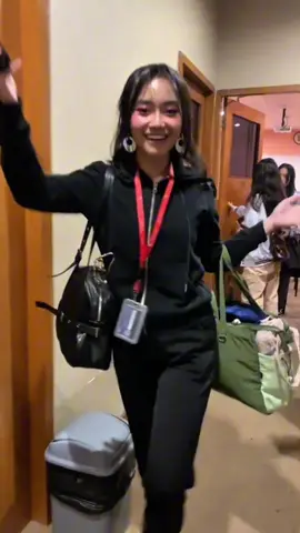 Bawaannya banyak bet nie anak 😑 #freyajkt48 