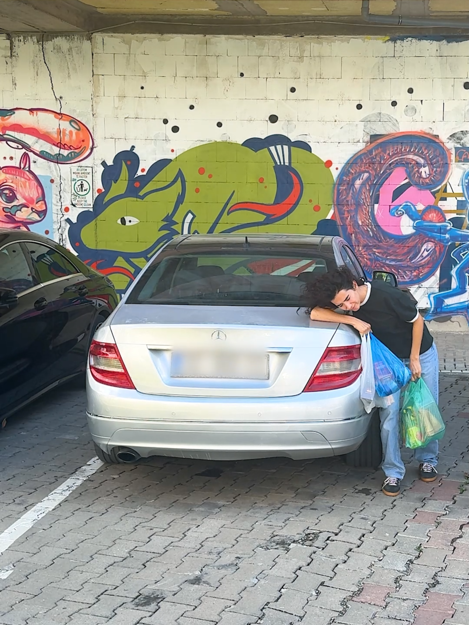 Car door trick every shopper needs to know🚗👌