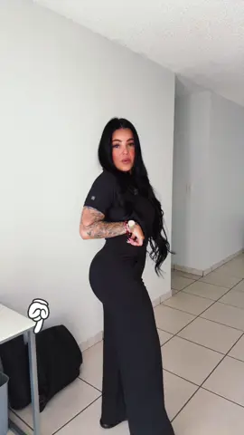 Me encantaron estos pantalones para el trabajo pude haber pedido una talla más pequeña pero igual me quedaron espectacular! Love these pants! Order now!!! #fyp #iamtereza #tiktokshop #lovethesepants #miami 