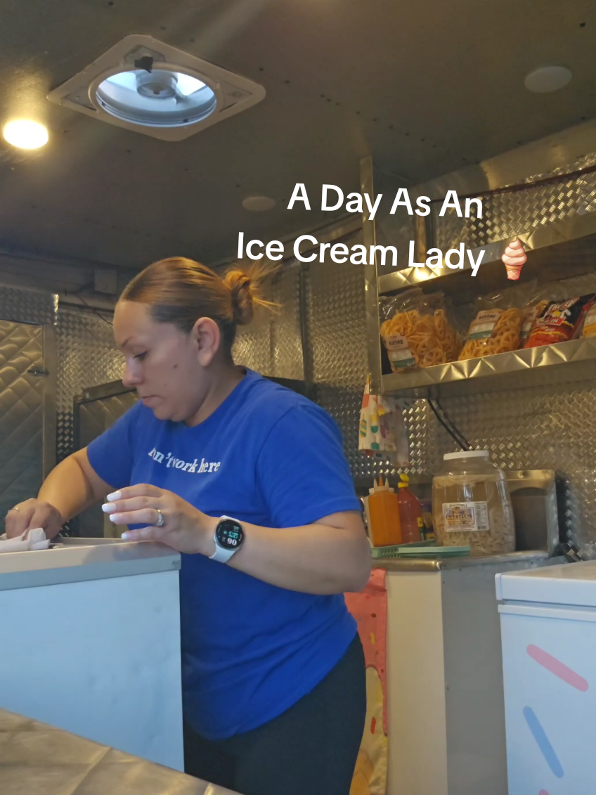 My workday selling ice cream 🍦  #icecream #icecreamtruck #fyp #roadto10k #fyppppppppppppppppppppppp 
