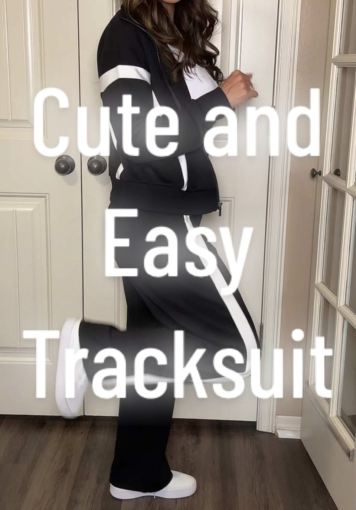 Loving this tracksuit! So sporty and cute! Give me all the 2 piece sets that are easy to throw on and go but still cute! @WIHOLL #tracksuit #sportsmom #fallfreshness #titkokshopfalldealsforyou #tiktokshopblackfriday 