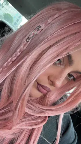 🧚🏼‍♀️ 