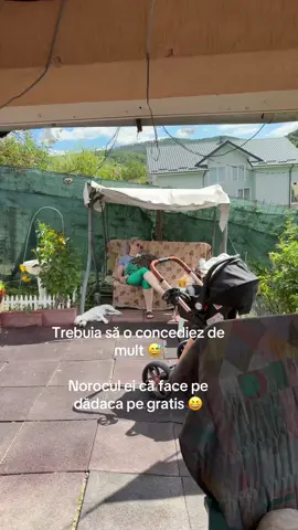 Pentru mai multe sfaturi de parenting, lăsați mesaj 🤣 @Simona Campean 