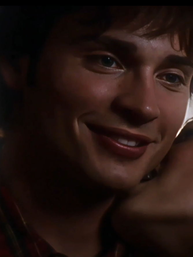 #CLARKKENT ; mi gente latino 😋 #clarkkentedit #smallville #foryou #fyp  scp / clarksspacks  dt / @beaᯓ★ @angel ౨ৎ @☆ @Cami ₊˚⊹ ᰔ @allie ⋆˚꩜｡ @𝙚𝙢𝙞𝙡𝙮 ❀ @ems 💋 @Nana ₊‧ ྀ🪽 @ms.mercer @nyanna 🦇 @dylan~♡ @lelia𑁤 @ri ꪆৎ @santitos @𝐬𝐭𝐚𝐫𝐫𝐲༄ @sofi  ྀིྀི  TOM WELLING  CLARK KENT  SMALLVILLE EDIT CLARK KENT SMALLVILLE  FYP