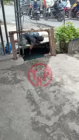 Kurangi Pengangguran Pemprov Sumut Perkuat Kolaborasi Serap 10.000 Tenaga Kerja MEDAN – Untuk mengurangi tingkat pengangguran dan mencegah masyarakat menjadi korban tindak pidana perdagangan orang (TPPO), Pemerintah Provinsi (Pemprov) Sumatera Utara (Sumut) terus memperkuat kolaborasi untuk menyerap sekitar 10.000 tenaga kerja hingga tahun 2026. Hal itu terungkap saat pada temu pers dengan Tema Perkuat Kolaborasi, Cegah Pekerja Migran Illegal dan Korban TPPO di Sumut, bersama Dinas Ketenagakerjaan dan Dinas Pemberdayaan Perempuan, Perlindungan Anak  dan Keluarga Berencana (P3AKB) Sumut yang diselenggarakan oleh Dinas Komunikasi dan Informatika (Kominfo) Sumut, di Kantor Gubernur Sumut, Jalan Pangeran Diponegoro Nomor 30 Medan, Rabu (24/9/2025). 